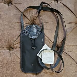lululemon Drawcord Top Cinch Crossbody